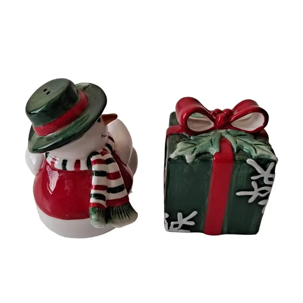 Vintage Fitz and Floyd Snowman Gift Box Christmas Holiday Salt & Pepper Shaker